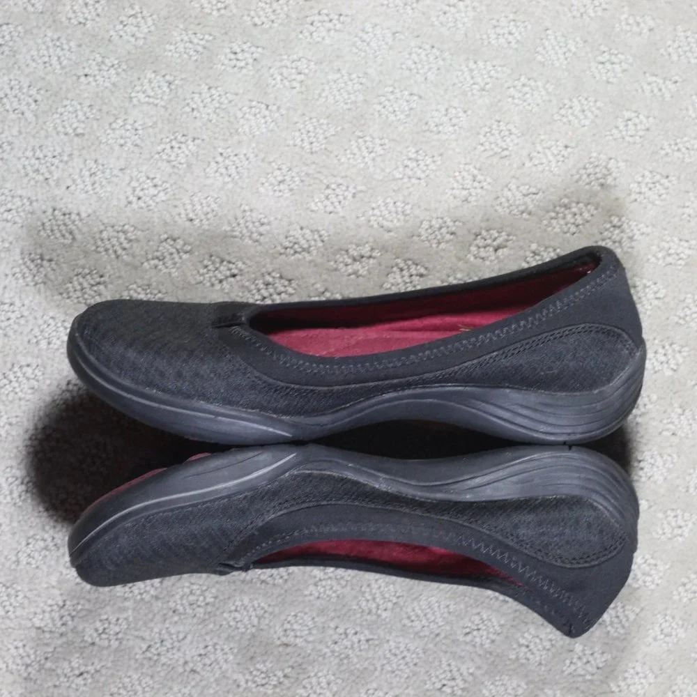 Grasshoppers Size 6 Ortholite Black Slip-On Sneakers